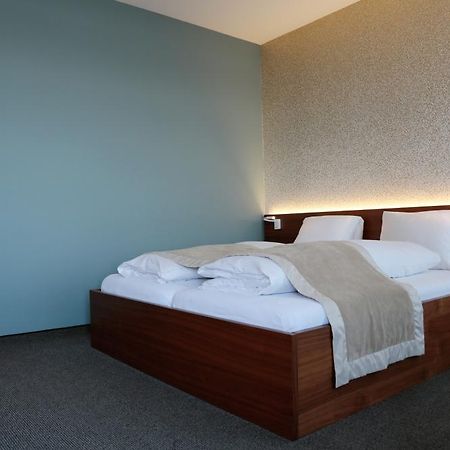 Hotel Engel Am Bahnhof Wädenswil Екстериор снимка