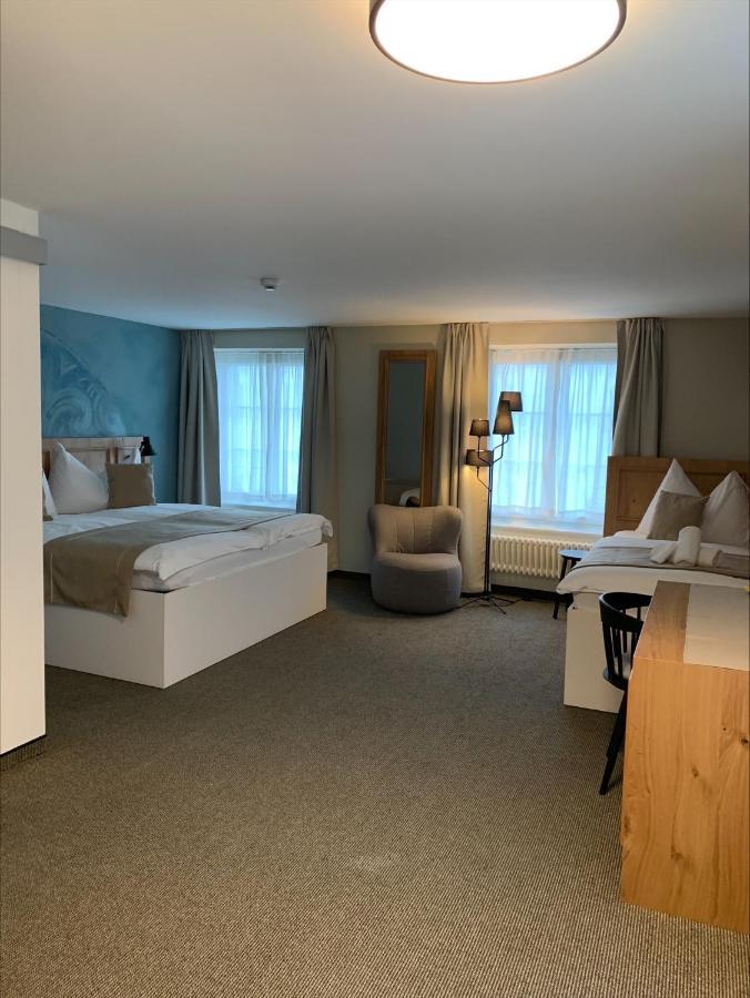 Hotel Engel Am Bahnhof Wädenswil Екстериор снимка